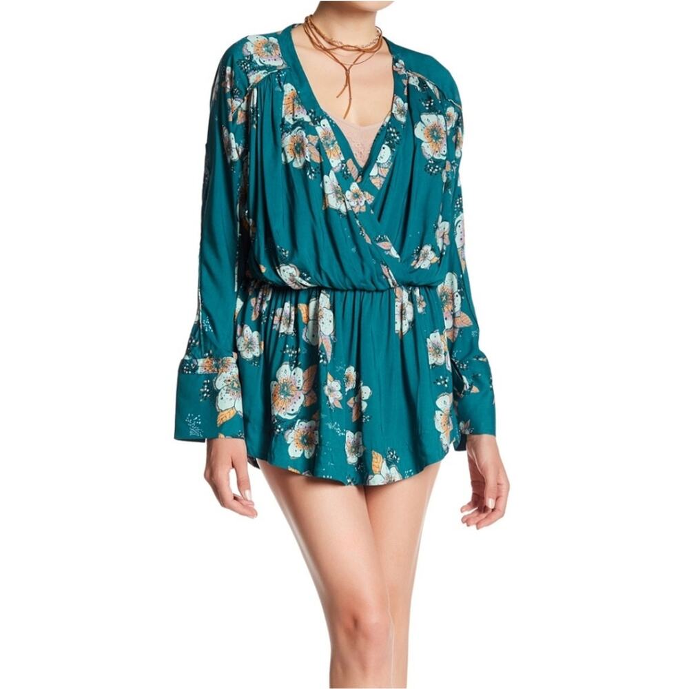 Free People Tuscan Dreams Blue Floral Tunic Mini Dress Small Bell Sleeve V-Neck - Picture 2 of 12